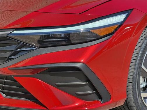 2025 Hyundai ELANTRA HEV SEL Sport