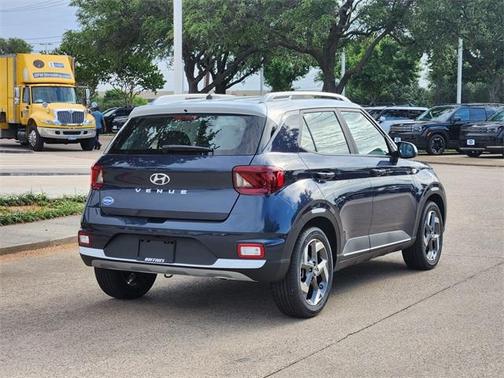 2025 Hyundai VENUE Limited