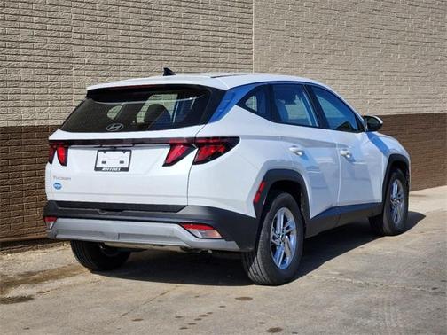 2025 Hyundai TUCSON SE