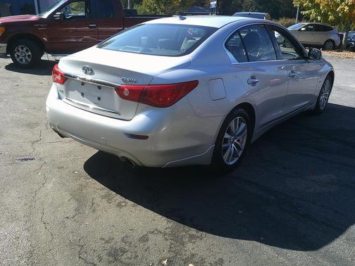 2014 INFINITI Q50 Base