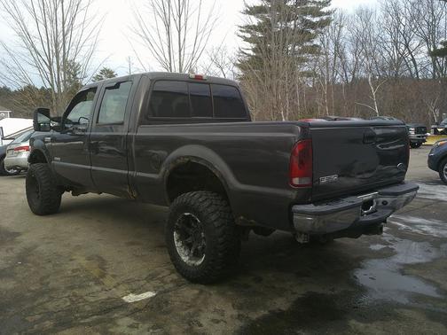 2005 Ford F-350 XL Crew Cab
