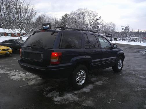 2004 Jeep Grand Cherokee Laredo
