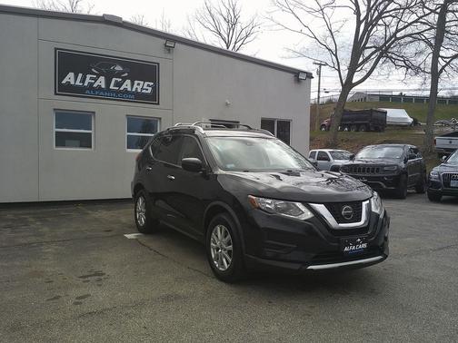 Black 2020 Nissan Rogue SV