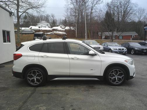 2018 BMW X1 xDrive28i