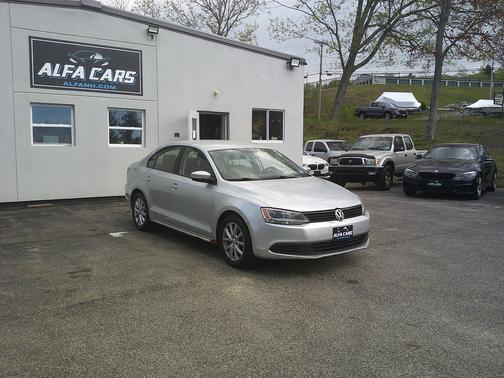 Silver 2012 Volkswagen Jetta SE