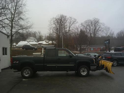2003 Chevrolet Silverado 2500 LS H/D Extended Cab