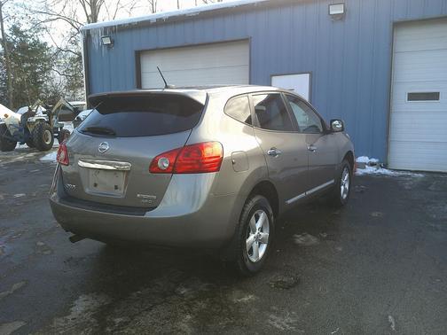 2013 Nissan Rogue S