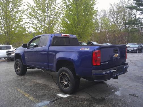 Green 2016 Chevrolet Colorado Z71