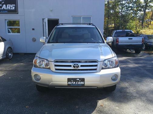 2004 Toyota Highlander Base