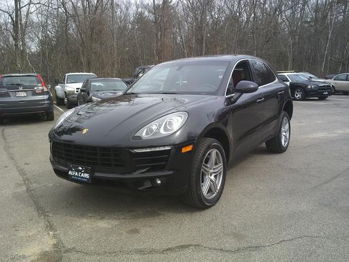 2015 Porsche Macan S