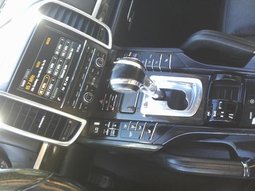 2013 Porsche Cayenne Cayenne