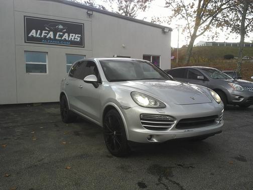 2013 Porsche Cayenne Cayenne
