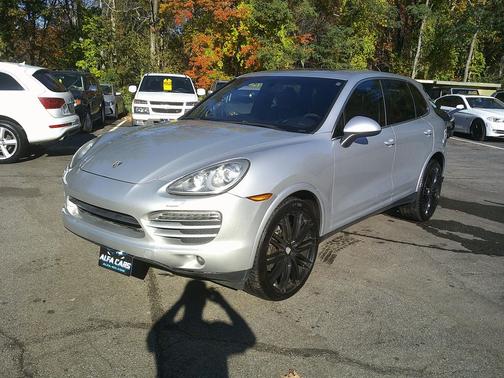 2013 Porsche Cayenne Cayenne