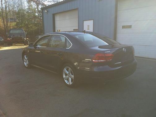 2015 Volkswagen Passat 1.8T Limited Edition