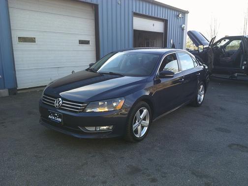 2015 Volkswagen Passat 1.8T Limited Edition