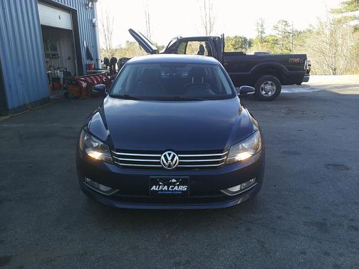 2015 Volkswagen Passat 1.8T Limited Edition