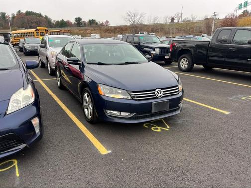 2015 Volkswagen Passat 1.8T Limited Edition