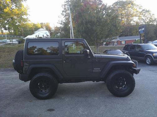 2016 Jeep Wrangler Sport