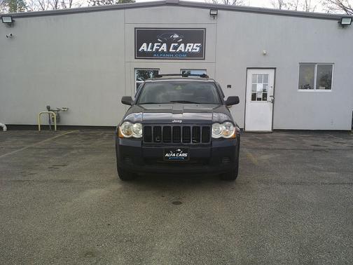 Blue 2009 Jeep Grand Cherokee Laredo