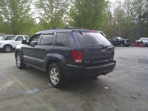 Blue 2009 Jeep Grand Cherokee Laredo