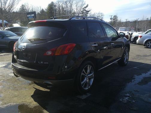 2010 Nissan Murano LE