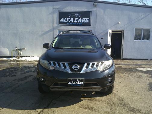 2010 Nissan Murano LE