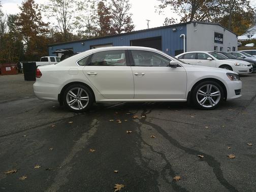 2015 Volkswagen Passat 2.0L TDI DSG SE w/Sunroof