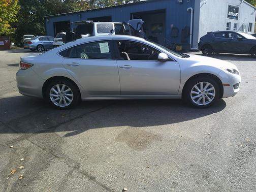 2012 Mazda Mazda6 i Touring