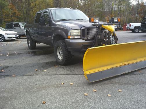 2004 Ford F-350 XL Crew Cab
