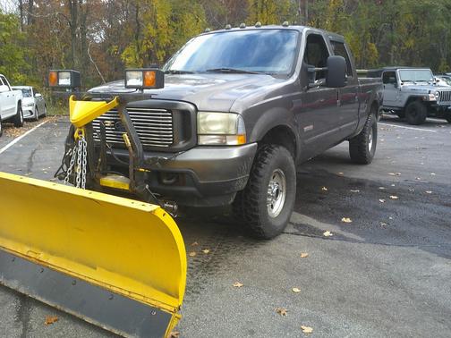 2004 Ford F-350 XL Crew Cab