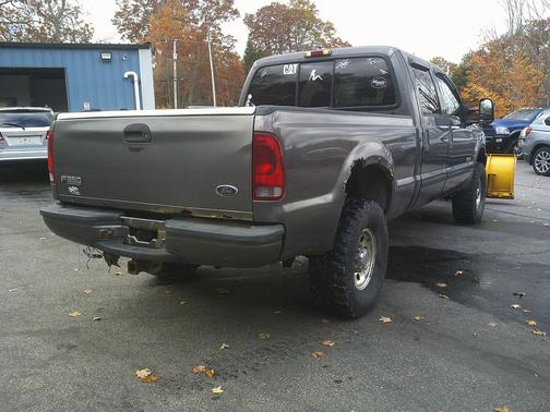 2004 Ford F-350 XL Crew Cab