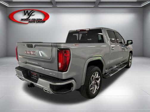Sterling Metallic 2025 GMC Sierra 1500 SLT