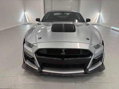 2022 Ford Shelby GT500 Base