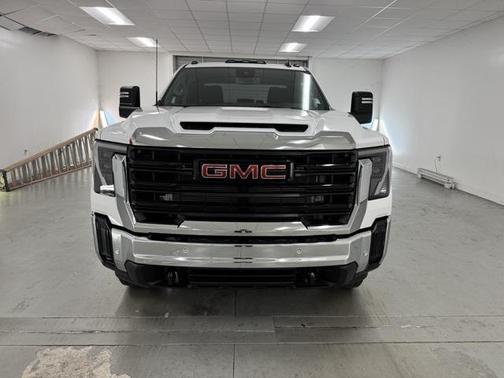2026 GMC Sierra 3500 Base