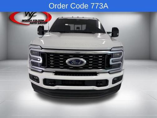 Star White Metallic Tri-Coat 2026 Ford F-450 Platinum