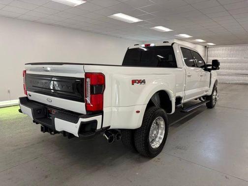 2026 Ford F-450 Platinum