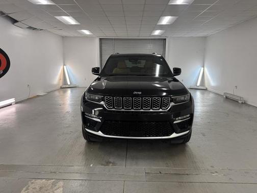 2022 Jeep Grand Cherokee 4xe Summit