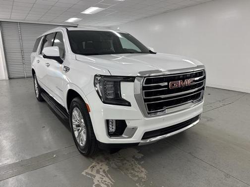 2022 GMC Yukon XL SLT