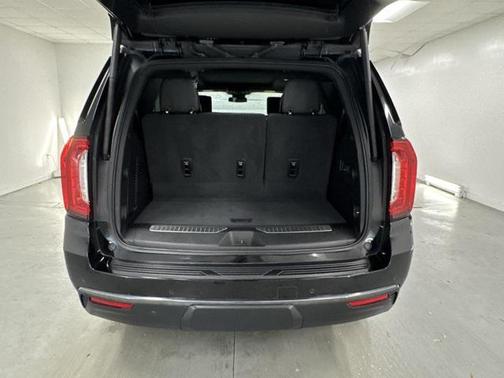 2023 GMC Yukon 4WD AT4