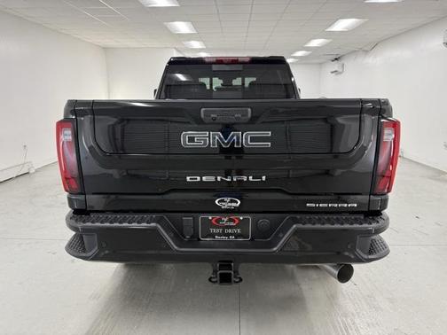 2025 GMC Sierra 2500 Denali Ultimate