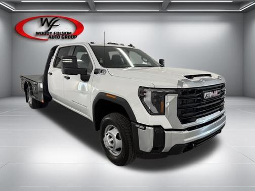 Summit White 2026 GMC Sierra 3500 Base
