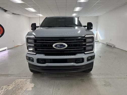 2025 Ford F-250 Platinum