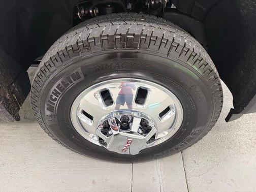 Summit White 2026 GMC Sierra 3500 SLE