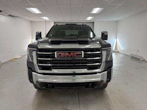 2025 GMC Sierra 2500 SLT