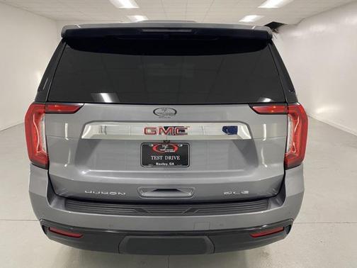 2022 GMC Yukon SLE