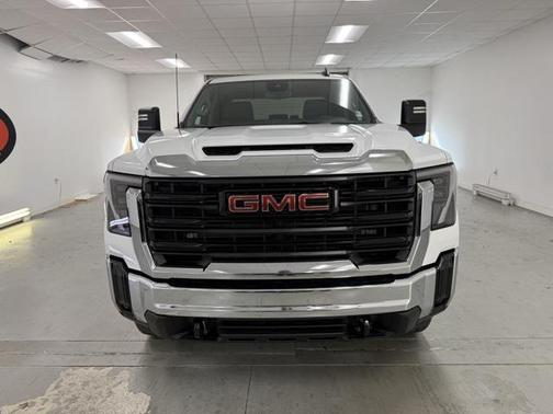 2026 GMC Sierra 3500 Base