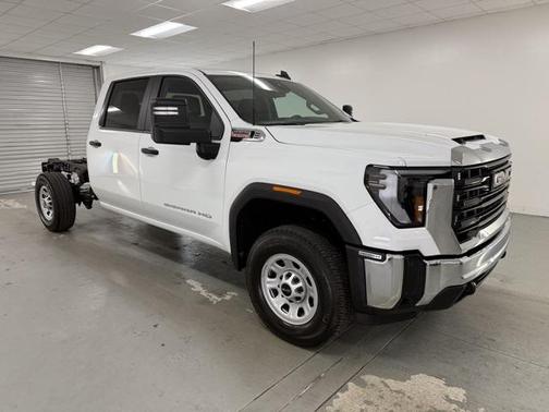 2026 GMC Sierra 3500 Base