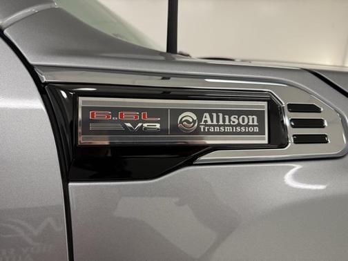 2025 GMC Sierra 2500 SLT
