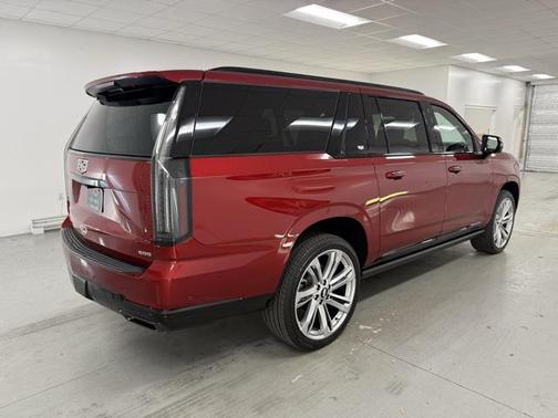 2026 Cadillac Escalade ESV Sport