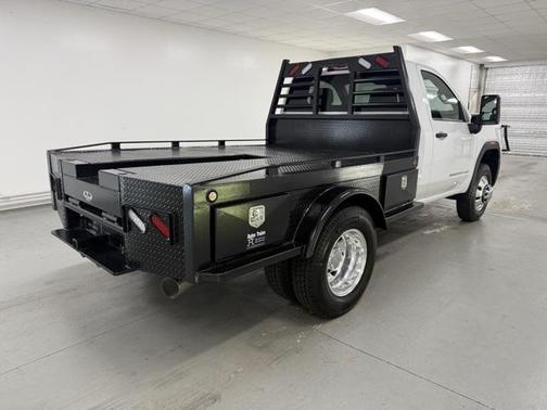 2025 GMC Sierra 3500 Base